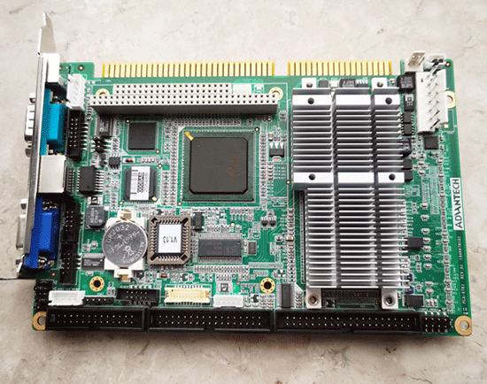 PCA-6781VE REV A1    969K678100E   19AK678101     ISA CeleronÆ M Half-sized SBCwith VGA/LCD/LVDS/10/100Ethernet/USB 2.0 and SSD
